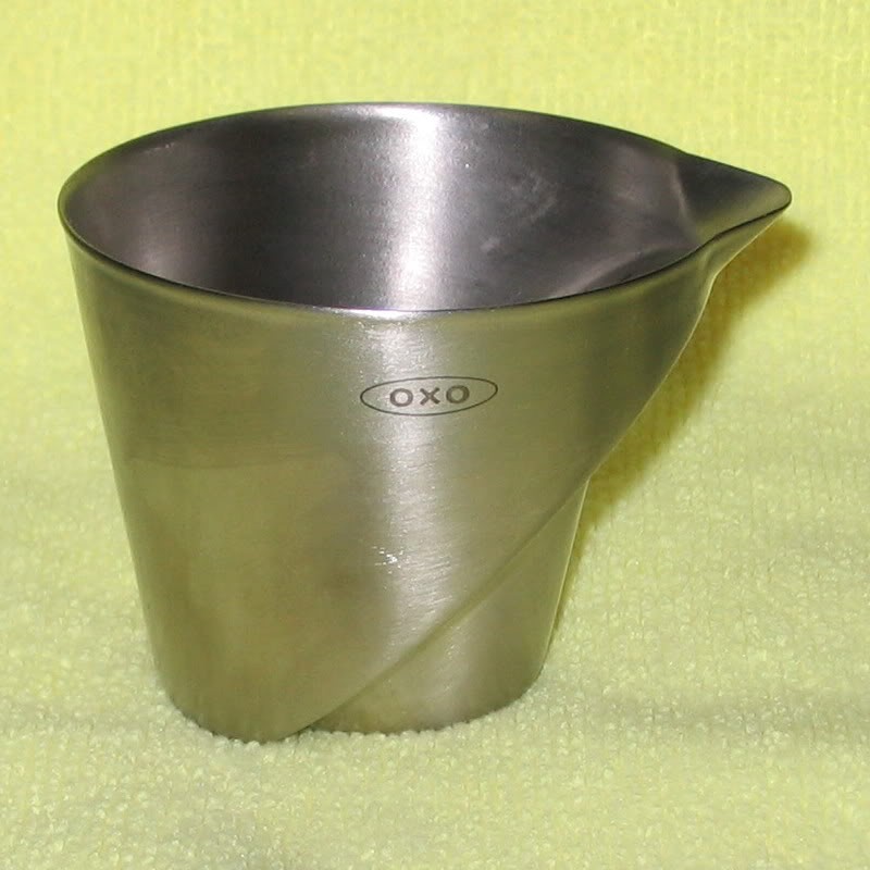OXO SS Mini Measuring Cup (b)