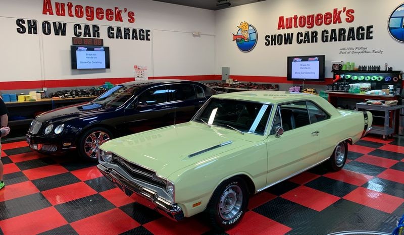 Paint Correction Ceramic Coatings Class Mike Phillips