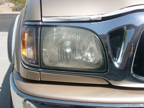 Passenger_Headlight_Before