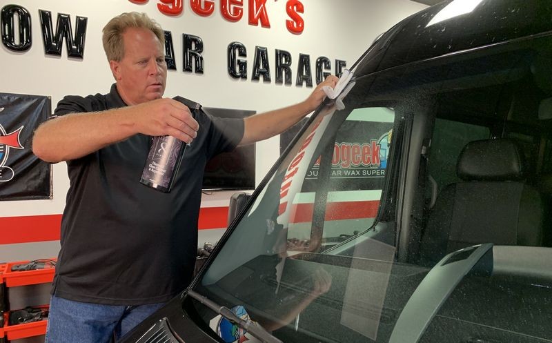 Pinnacle Black Label Diamond Glass Cleaner Repellant