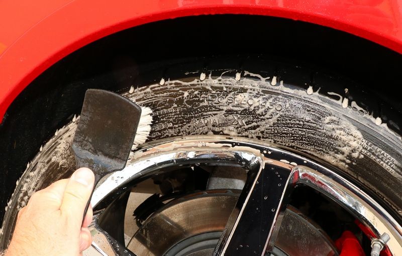 Pinnacle Black Label Tire Cleaner Gel