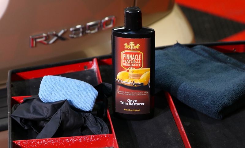Pinnacle Onyx Trim Restorer