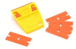 Plastis_Razor_Blades
