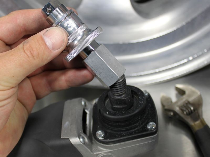 Polishing Aluminum by Machine with Wolfgang Metallwerks