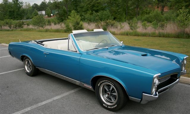 Pontiac Club Cars