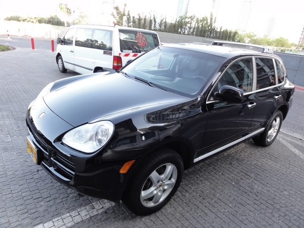 Porsche cayenne 2005