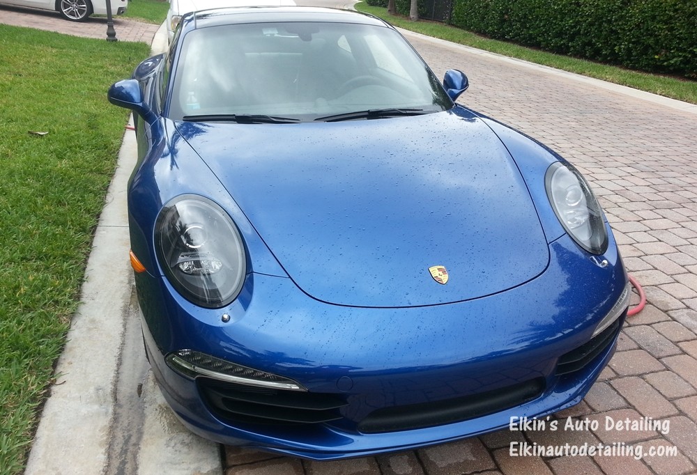 Porsche_911_Carrera_4S_1_
