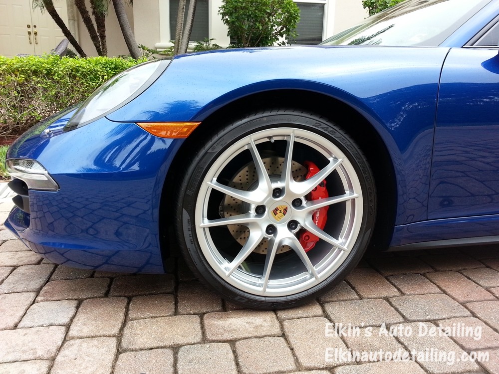 Porsche_911_Carrera_4S_3_