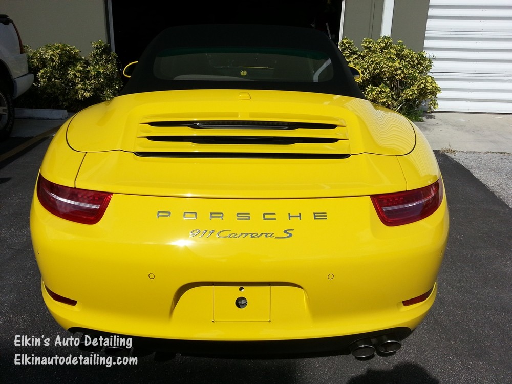 Porsche_911_Carrera_S_7_