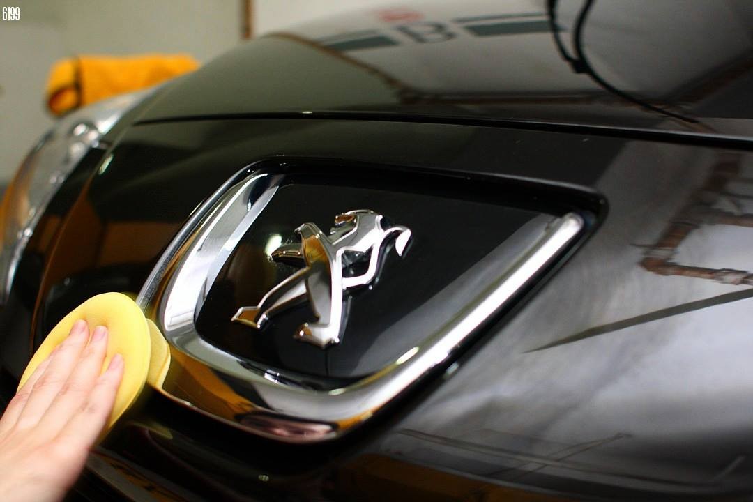 RCZ2OOS
