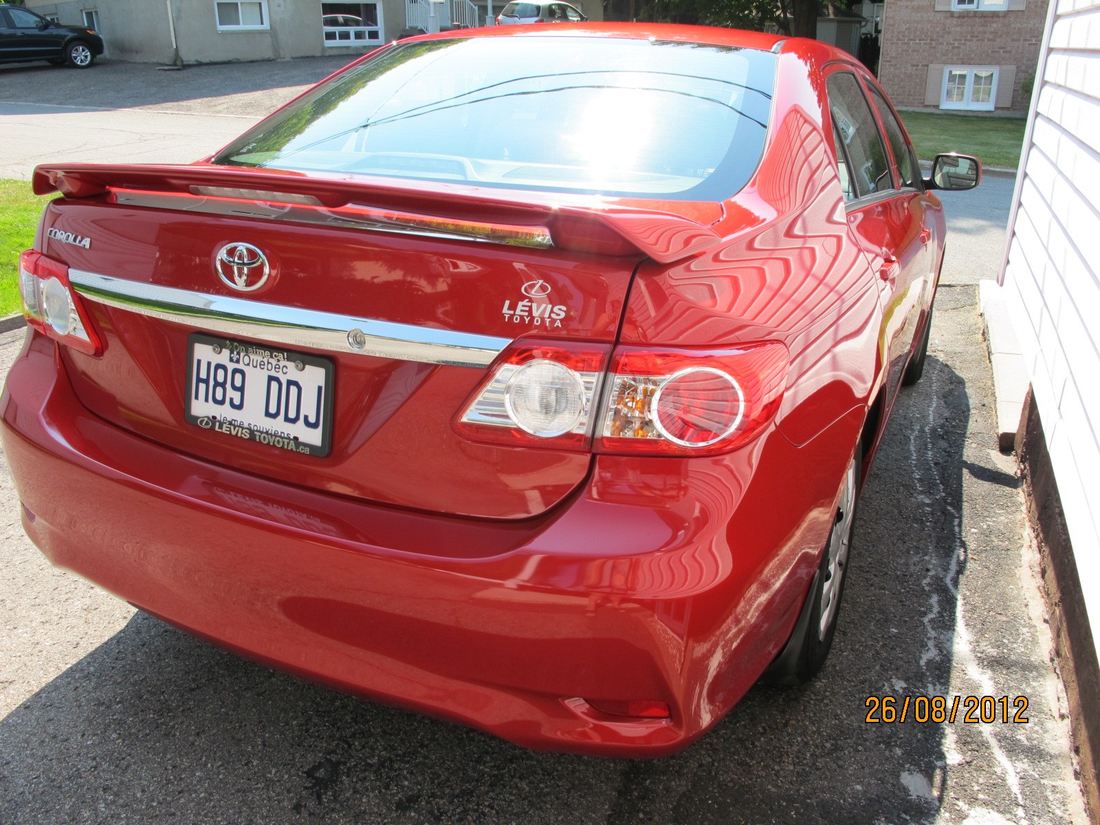 Red_Toyota_Corolla_2