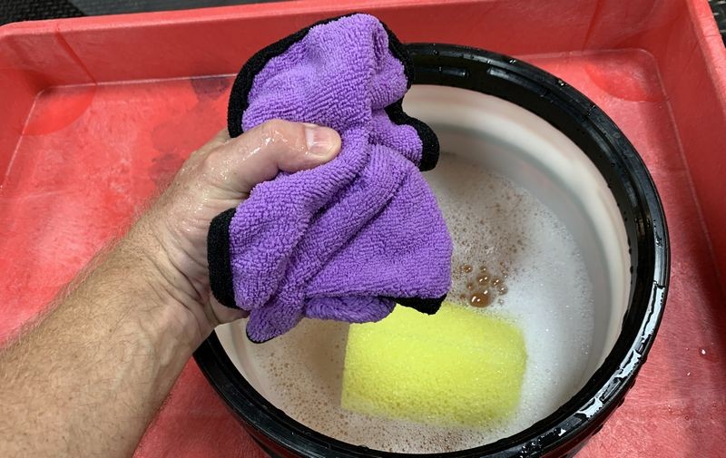 Remove Bug Guts SONAX Insect Remover
