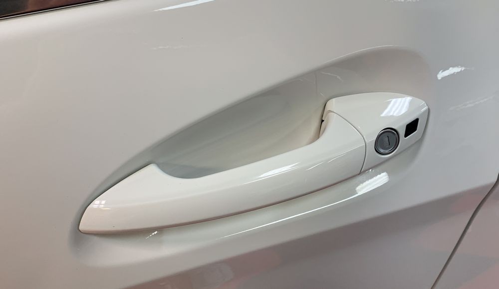 Remove Fingernail Scratches behind door handle