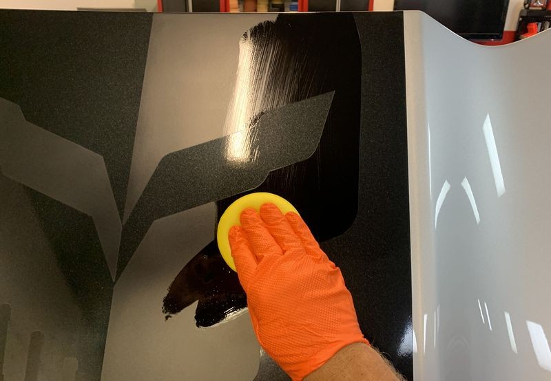 Remove swirls scratches by machine in Vinyl Stripes Decals Graphics Corvett