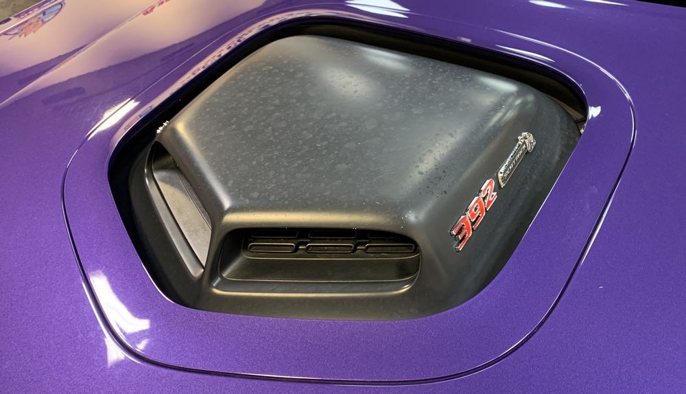 Remove water spots Matte Shaker Hood Scoop 2016 Challenger Scatpack 392 Hem