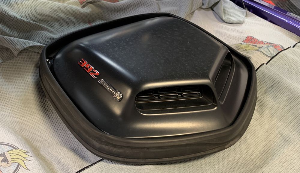 Remove water spots Matte Shaker Hood Scoop 2016 Challenger Scatpack 392 Hem