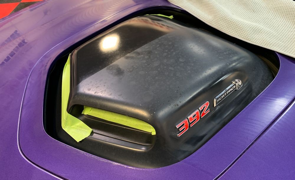 Remove water spots Matte Shaker Hood Scoop 2016 Challenger Scatpack 392 Hem