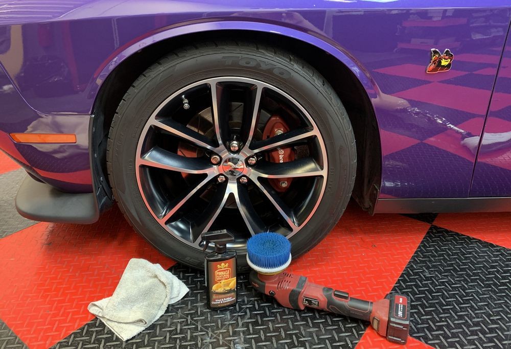 Removing Water Spots from Matte Vinyl Graphics Challenger Scatpack 392 Hemi