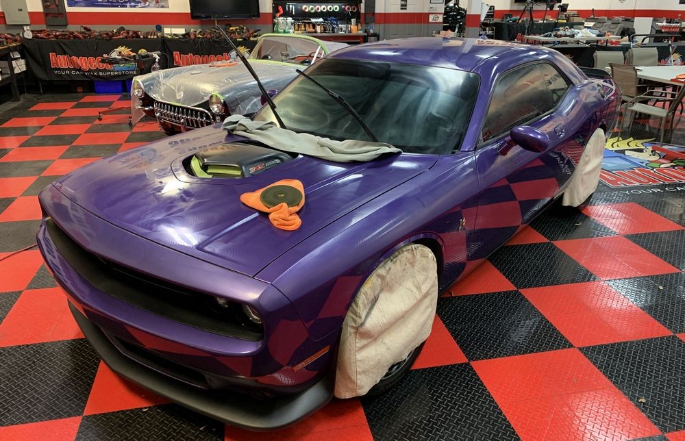 Removing Water Spots from Matte Vinyl Graphics Challenger Scatpack 392 Hemi