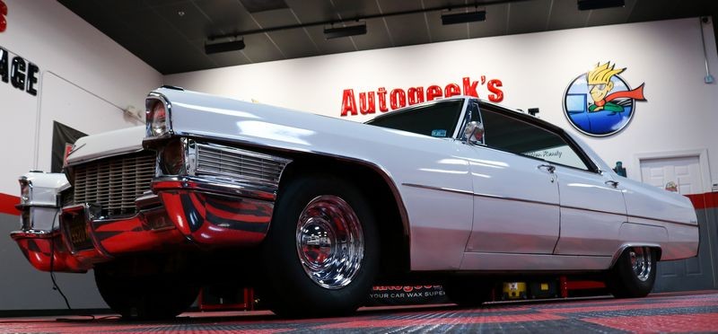 Restore oxidized paint Mike Phillips 1965 Cadillac