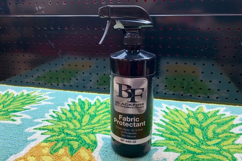 Review BLACKFIRE Fabric Protectant