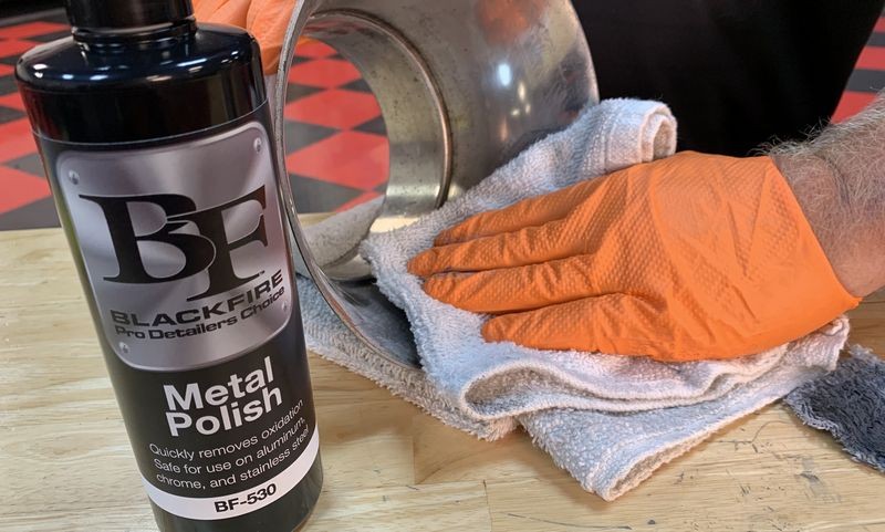 Review BLACKFIRE Metal Polish
