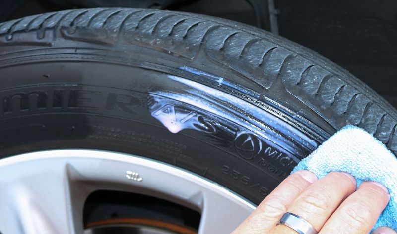 Review: BLACKFIRE Tire &amp;amp; Trim Sealant