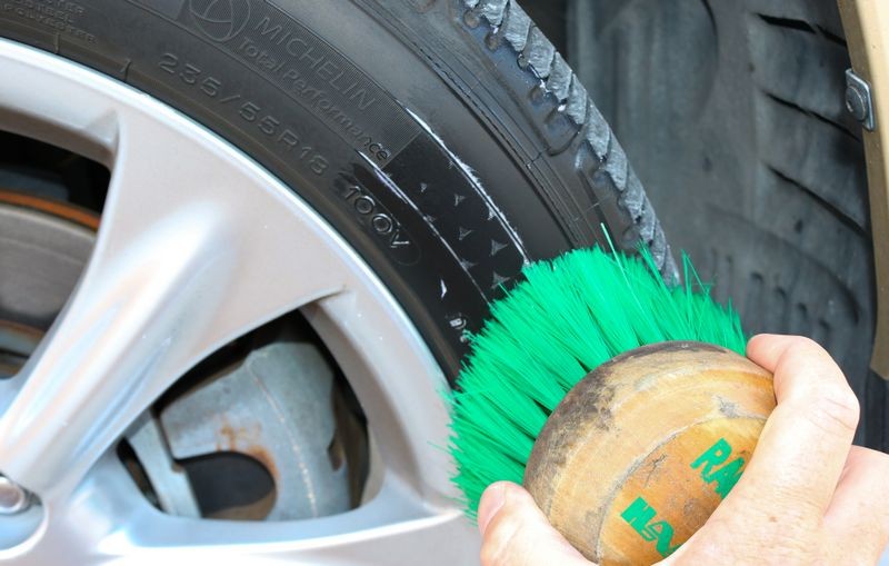 Review: BLACKFIRE Tire &amp; Trim Sealant