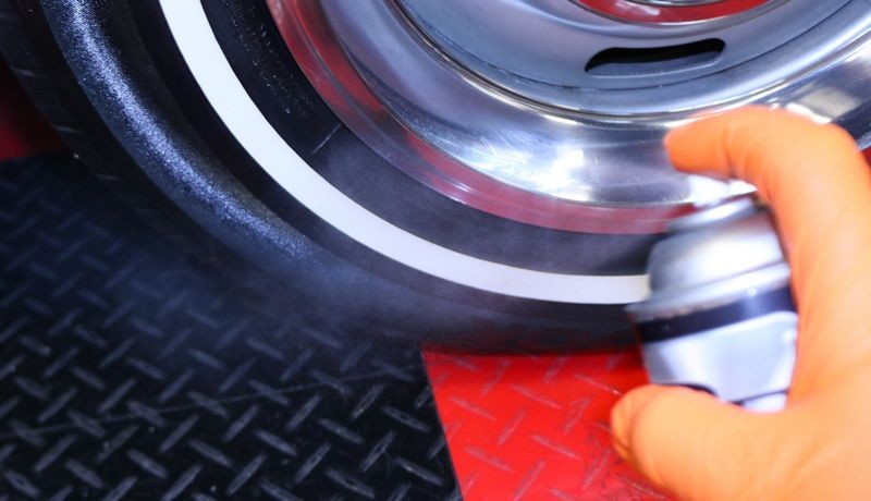 Review: BLACKFIRE Trim &amp; Tire Protectant Aerosol