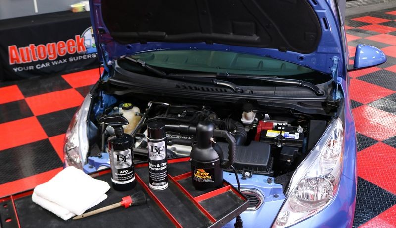 Review BLACKFIRE Trim  Tire Protectant Aerosol