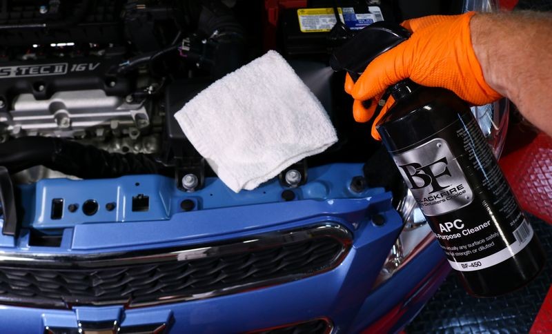 Review BLACKFIRE Trim  Tire Protectant Aerosol