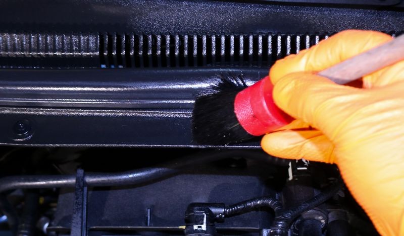 Review BLACKFIRE Trim  Tire Protectant Aerosol
