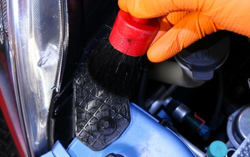 Review BLACKFIRE Trim  Tire Protectant Aerosol
