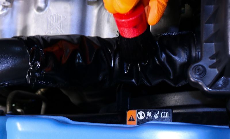 Review BLACKFIRE Trim  Tire Protectant Aerosol