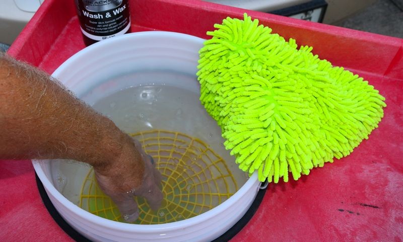Review BLACKFIRE Wash and Wax by Mike Phillips