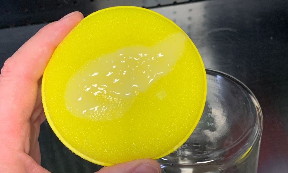 Review Collinite No. 845 Insulator Wax by Mike Phillips