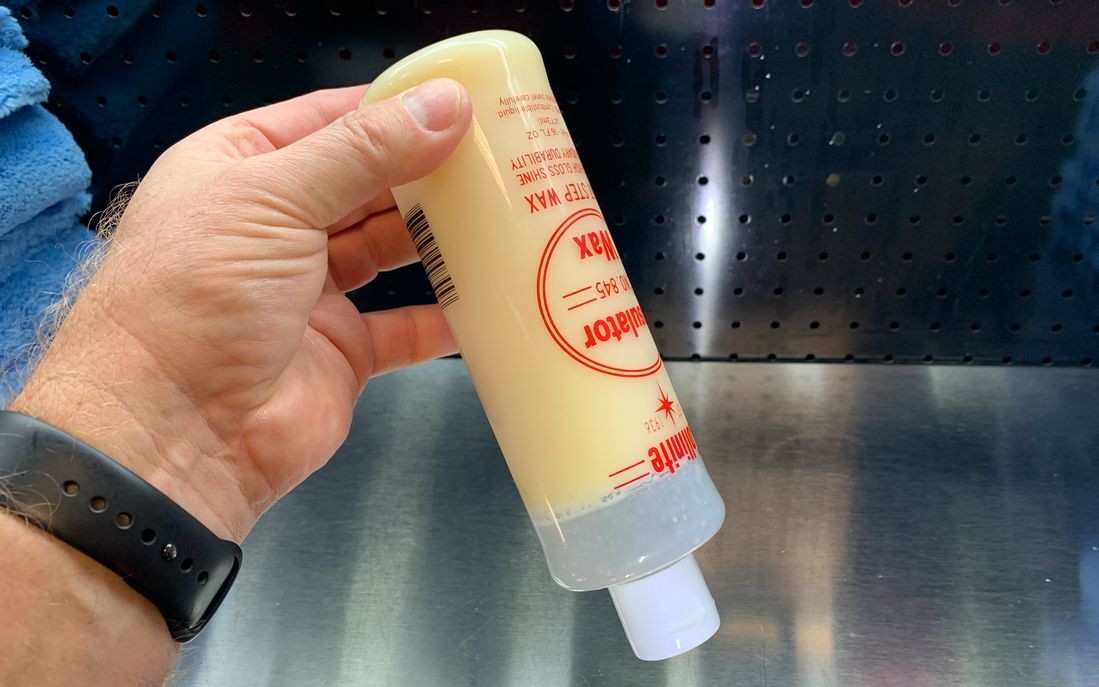 Review Collinite No. 845 Insulator Wax by Mike Phillips