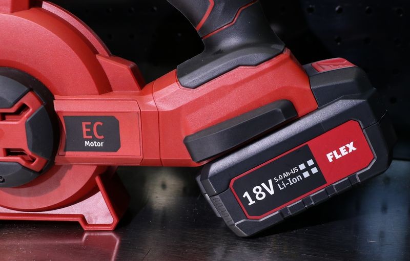 Review FLEX BW-18 Cordless Blower by Mike Phillips