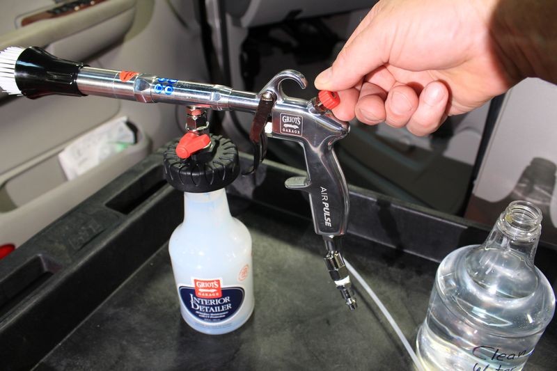Review Griots Garage Air Pulse Cleaning Gun Mike Phillips