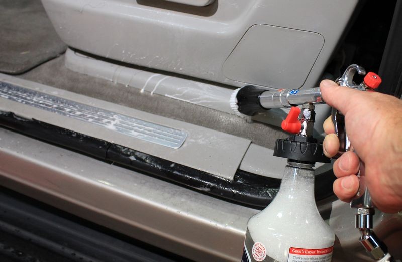 Review Griots Garage Air Pulse Cleaning Gun Mike Phillips