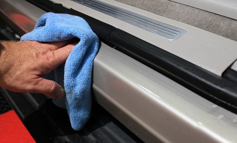 Review Griots Garage Air Pulse Cleaning Gun Mike Phillips
