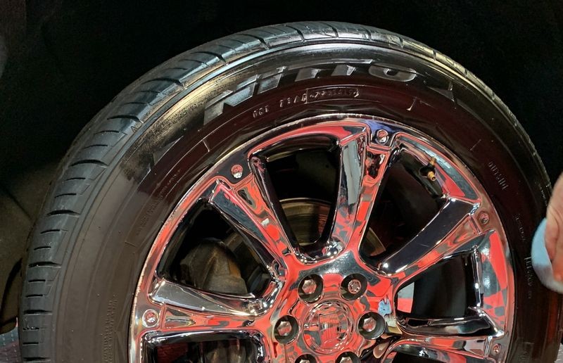 Review Griots High Gloss Dressing