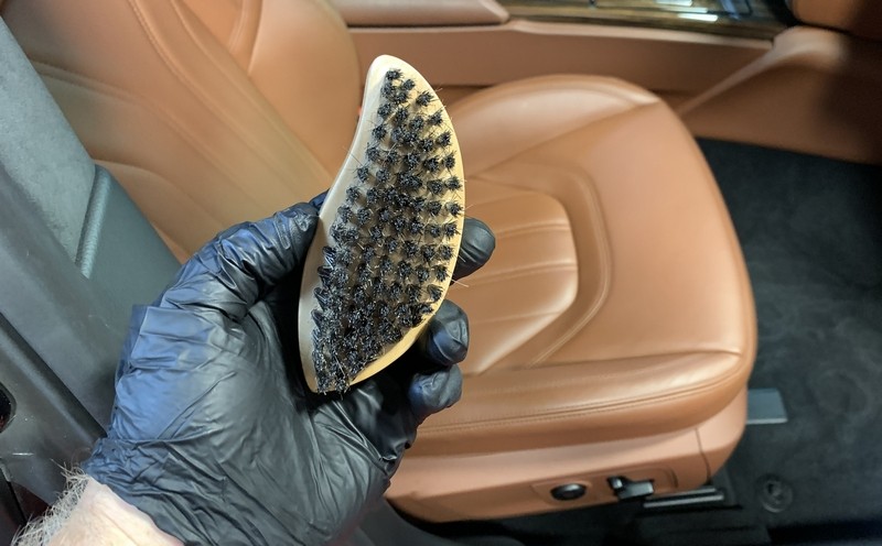 Review GYEON Mild LeatherSet Mike Phillips
