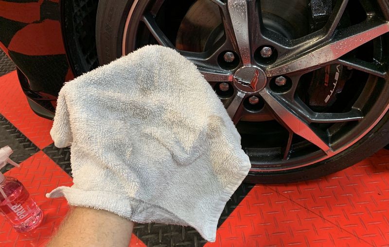 Review GYEON Q2 RIM ceramic coating C8 Corvette