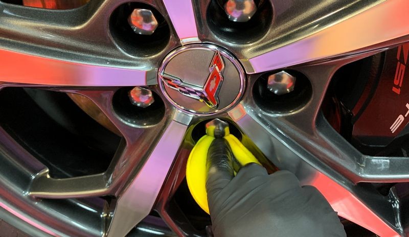 Review GYEON Q2 RIM ceramic coating C8 Corvette