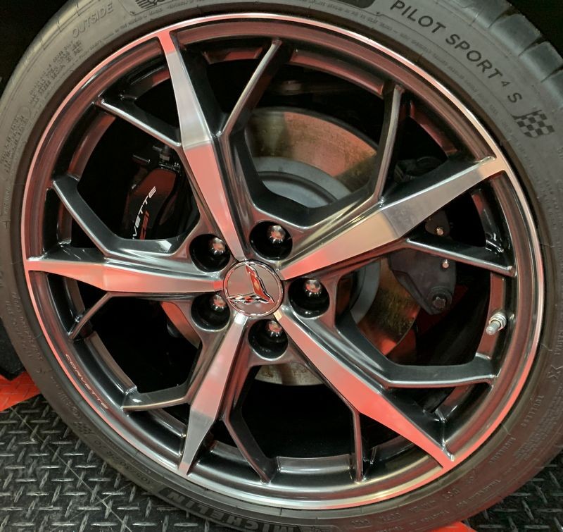 Review GYEON Q2 RIM ceramic coating C8 Corvette