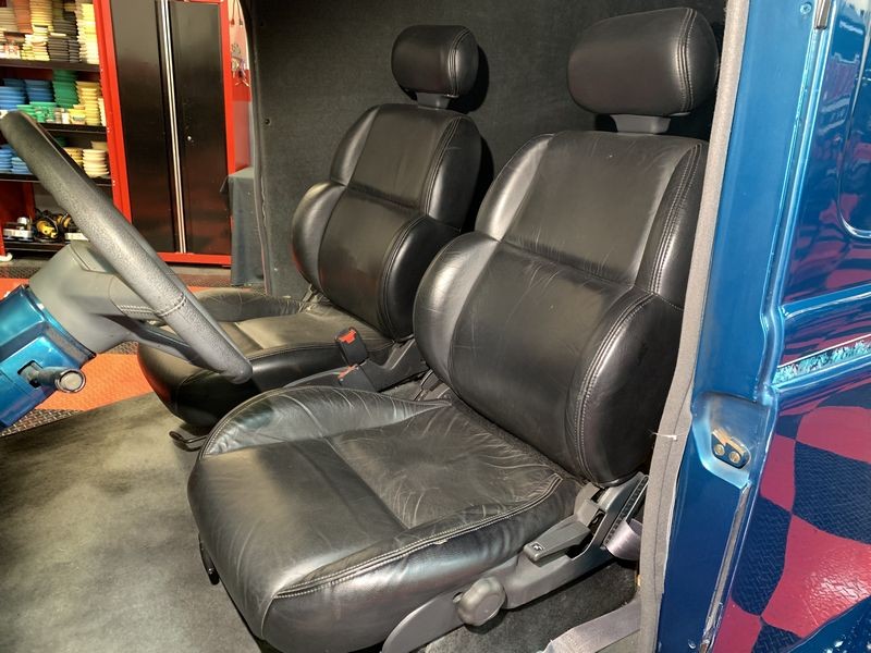Review IGL Coatings Leather ECOSHINE