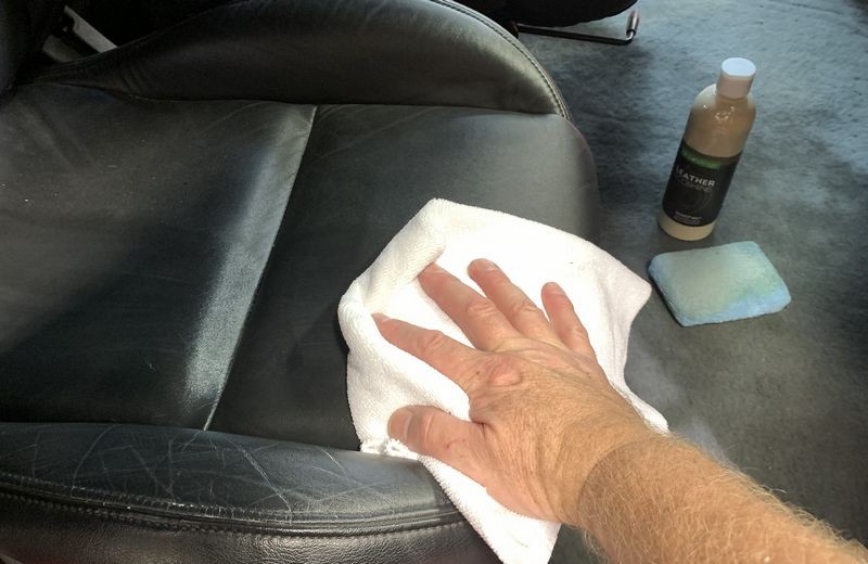 Review IGL Coatings Leather ECOSHINE