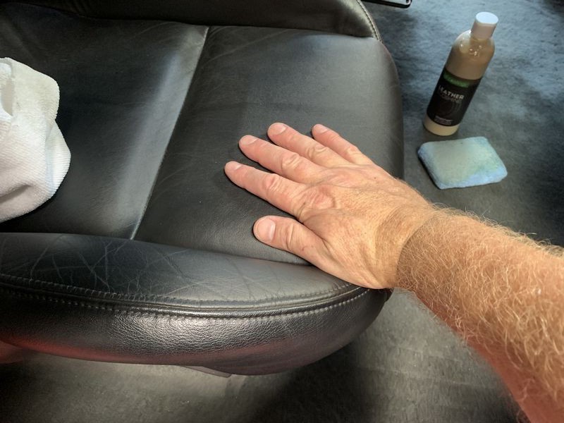 Review IGL Coatings Leather ECOSHINE