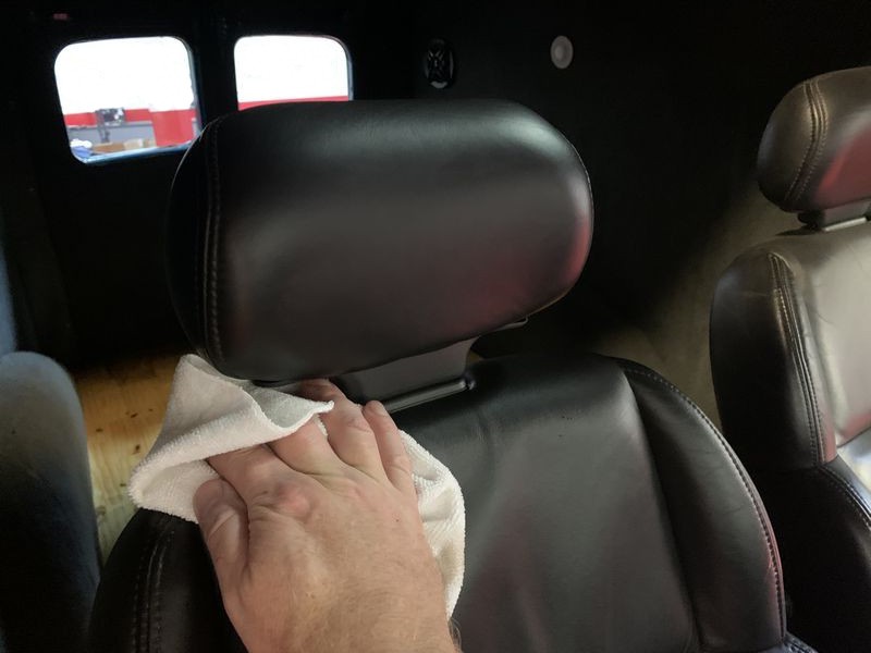 Review IGL Coatings Leather ECOSHINE